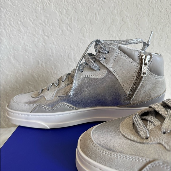 P448 Women's Bali High Top Sneakers. P0241 - Picture 7 of 12